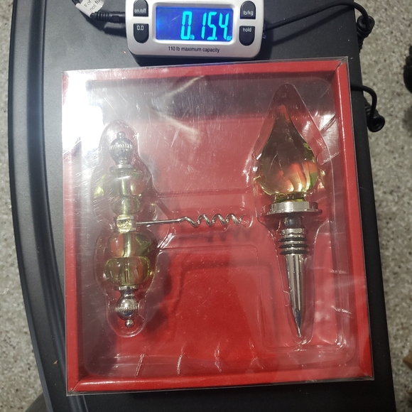 Belk Wine Stopper & Corkscrew Set - Picture 9 of 9